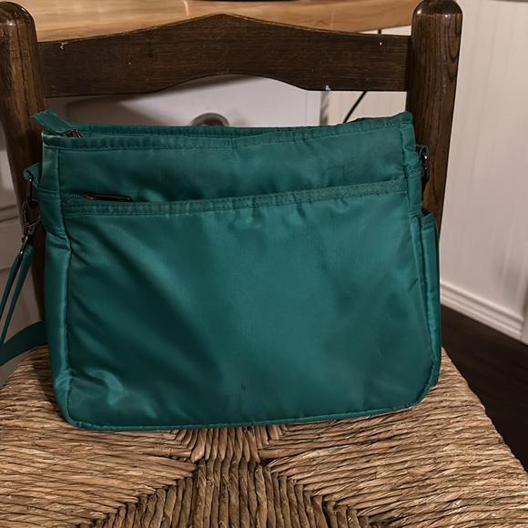 Lug Shimmy Crossbody Bag NWOT - Picture 2 of 8